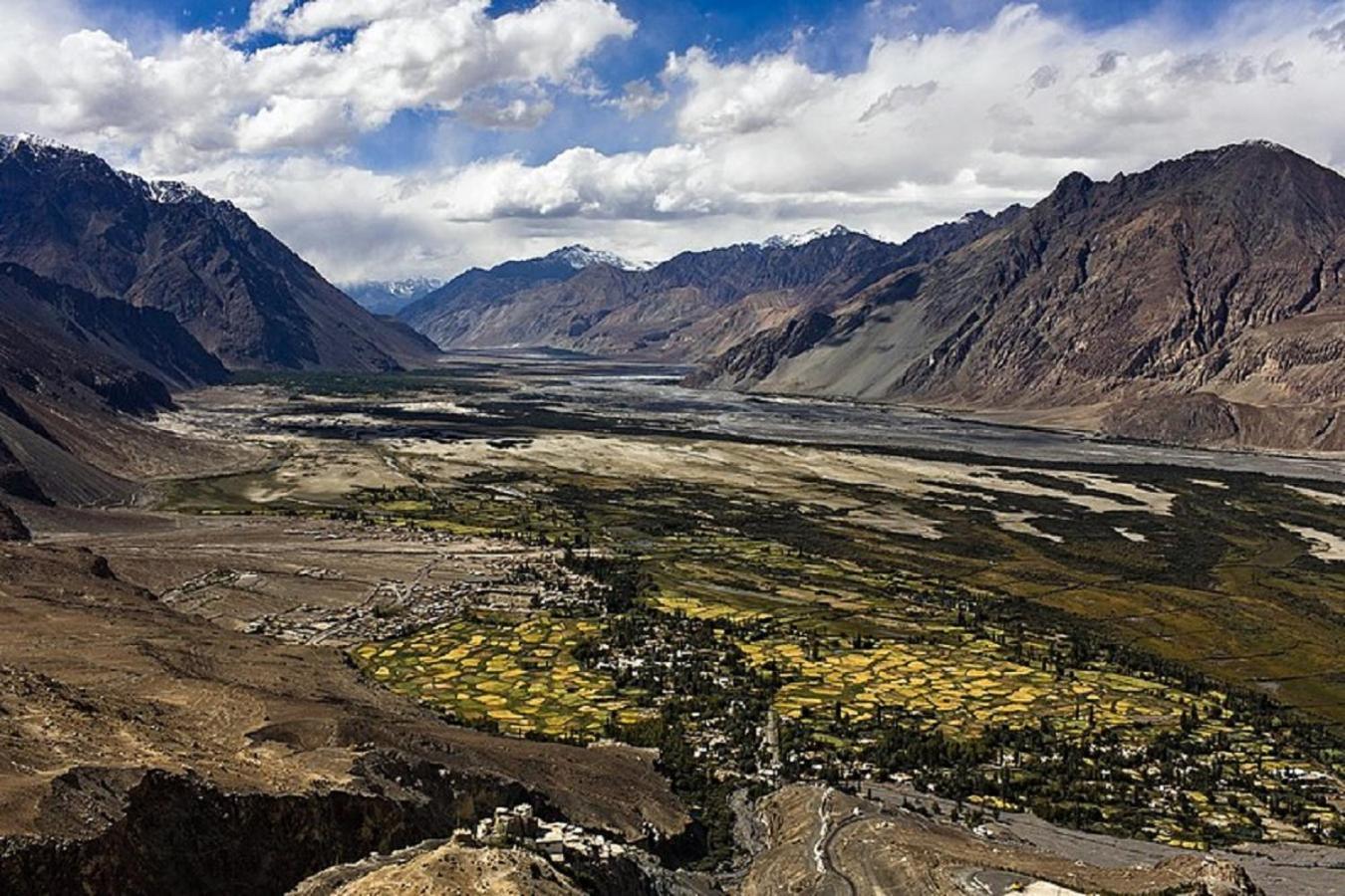 The Sky Desert ,Hunder , Nubra Hotel Charasa Luaran gambar